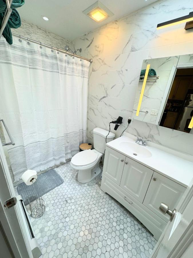 The Waltham Private Room & Bathroom John F Kennedy Jfk Lga Airport Manhattan Penn Station Bullet-Train 15 Min New York Exterior foto